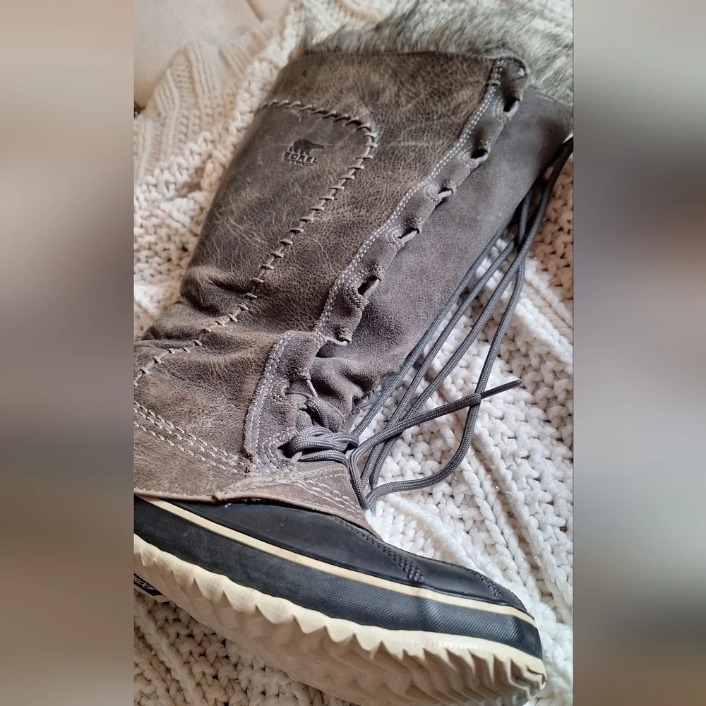 Sorel Women's Joan Of Arc Boots! - Picture 4 of 5